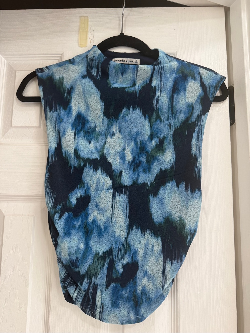 Abercrombie & Fitch Blue Floral Cap-Sleeve Top